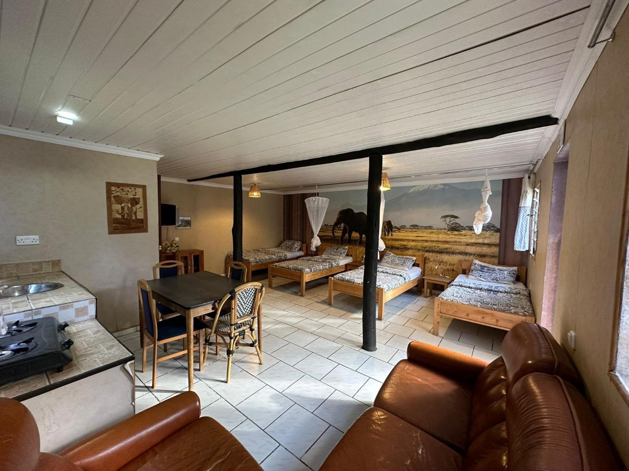 Guesthousejane Villa & Apartments Naivasha Εξωτερικό φωτογραφία