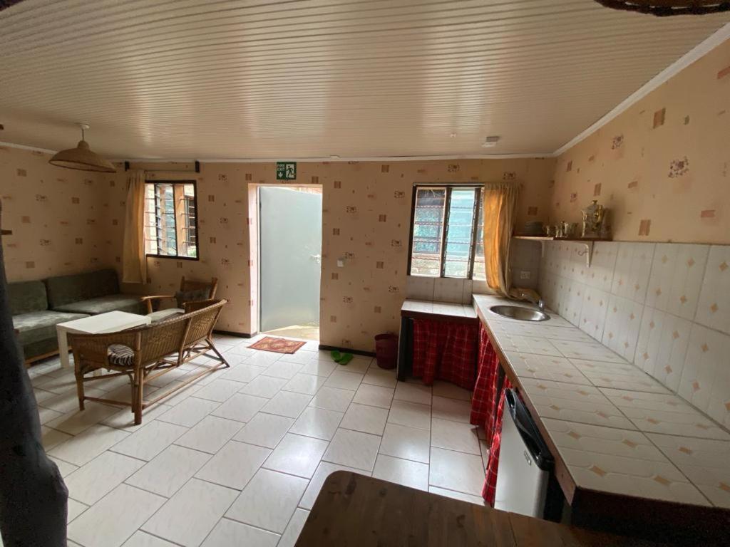 Guesthousejane Villa & Apartments Naivasha Εξωτερικό φωτογραφία