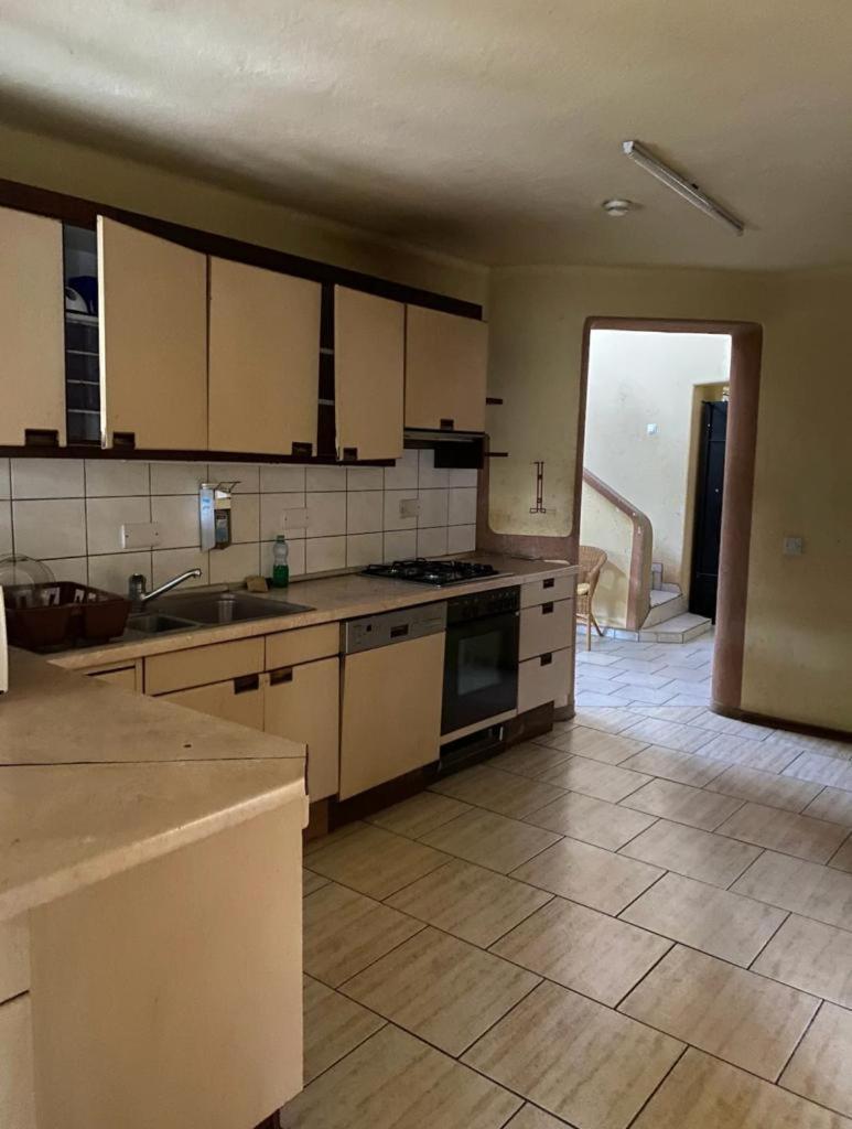 Guesthousejane Villa & Apartments Naivasha Δωμάτιο φωτογραφία