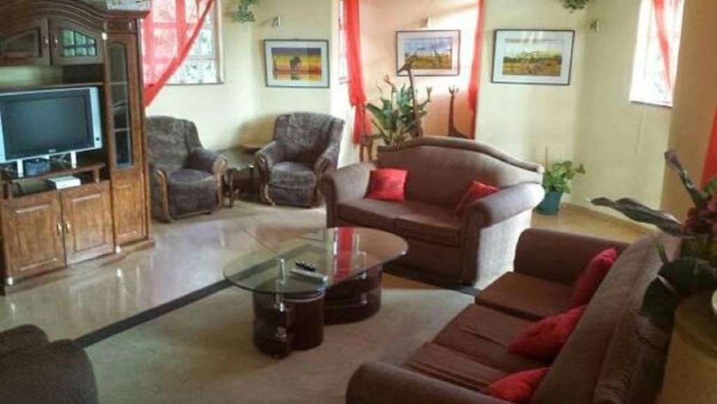 Guesthousejane Villa & Apartments Naivasha Εξωτερικό φωτογραφία